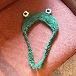 Frog hat 🐸
